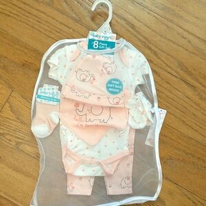 Pink Elephant Print Baby Girl 8-Piece Gift Set